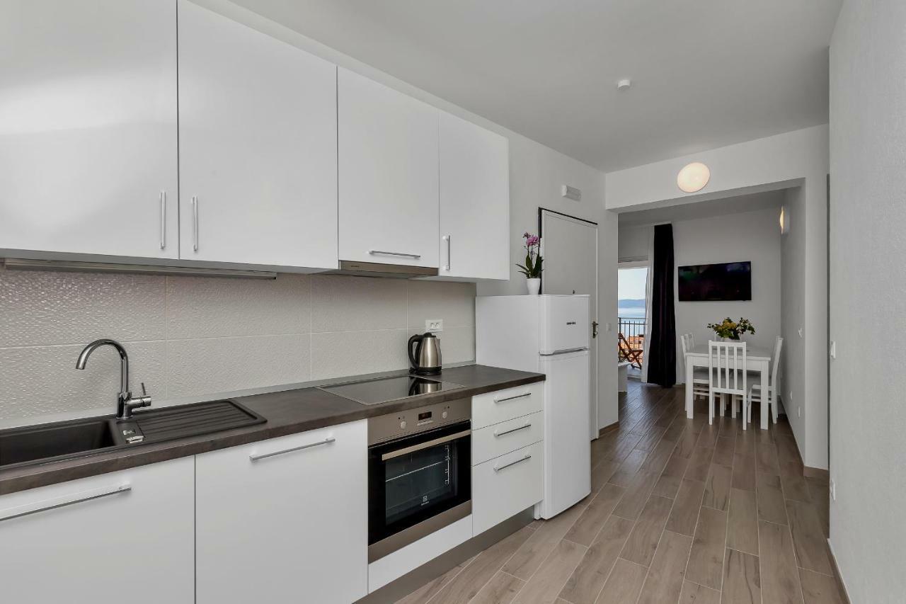Apartmani Daniela Podgora Eksteriør billede
